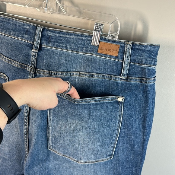 Judy Blue Skylar High Waist Hem Detail Skinny Jeans Size 24W - Picture 12 of 16